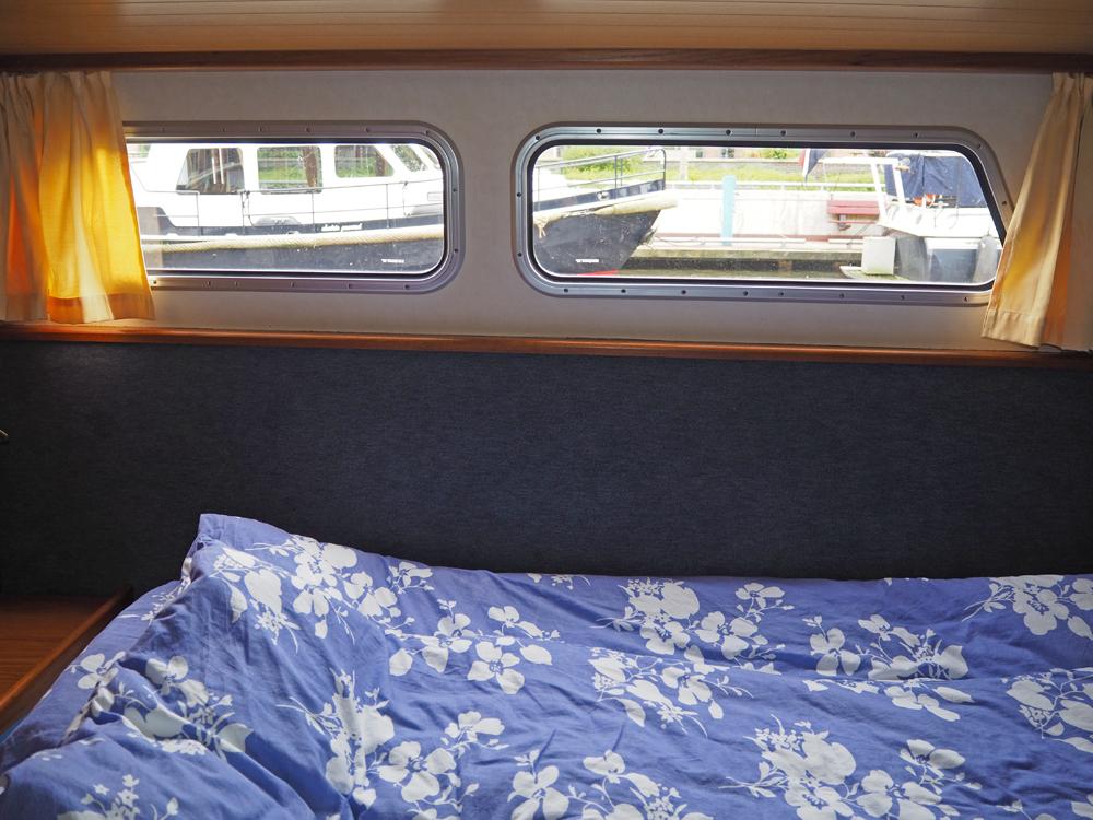 Aft cabin, Accommodation